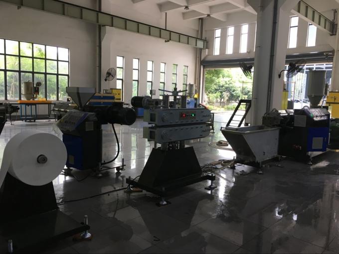 Geotextile drainage belt extrusion machine