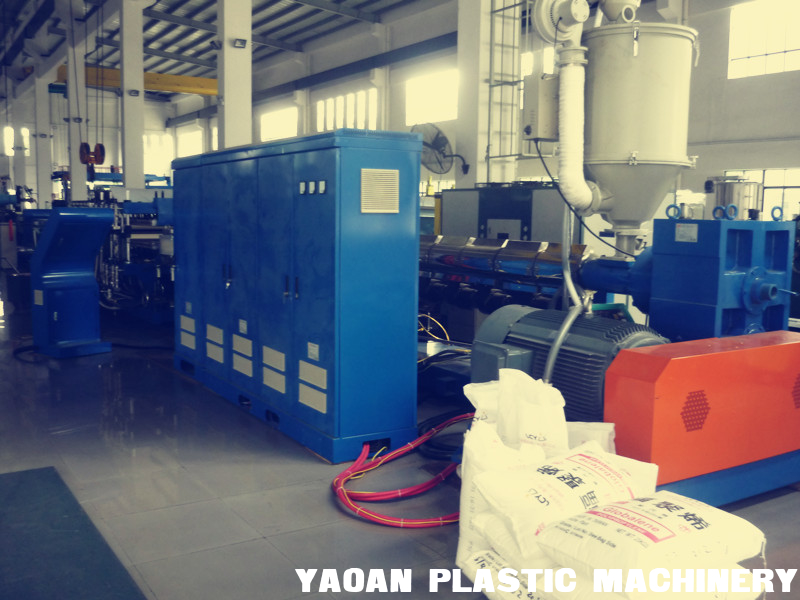 AF-1500mm PP hollow profile sheet extrusion line supplier