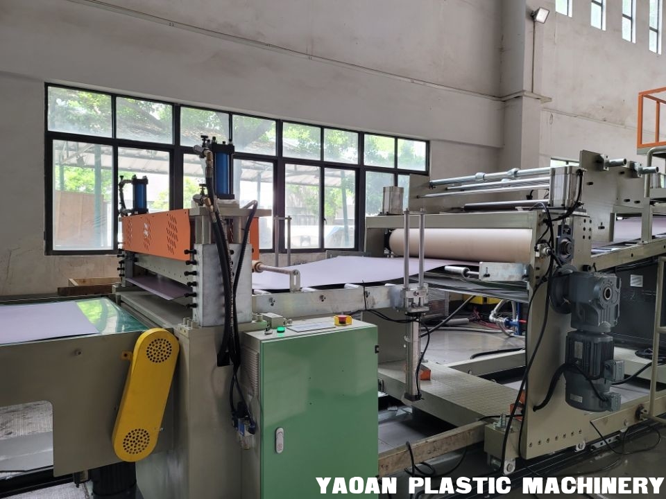 PC ABS Luggage  Sheet Extrusion Machine,Trollery Case Sheet Extrusion Machine supplier