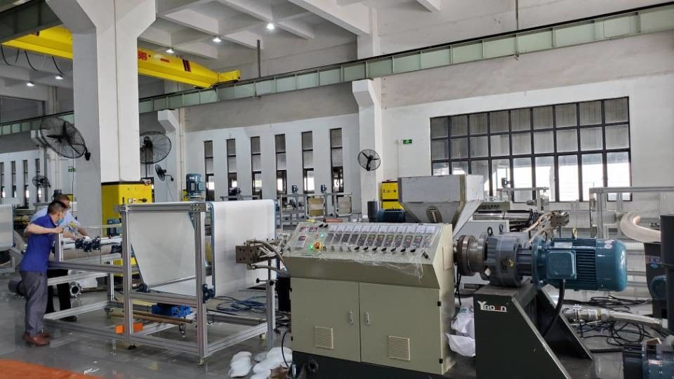 AF-875mm PP Melt Blown PP Non Woven Fabric Machine supplier